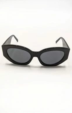 Billini/Banbe - B-1018-The Alessandra - 61821 Accessories BANBE - The Alessandra Sunglasses - Black/Smoke