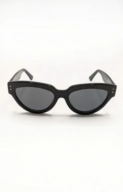 Billini/Banbe - B-1021-The Elle - 61821 BANBE - The Elle Sunglasses - Black/Smoke