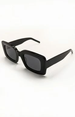Billini/Banbe - B-1028-The Kendall - 61821 Accessories BANBE - The Kendall Sunglasses - Black/Smoke
