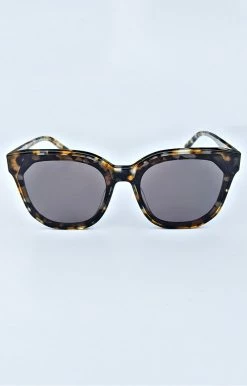 DIFF - GIA-SE-GR121 - 61922 DIFF - Gia Sea Tortoise Gray Sunglasses Accessories