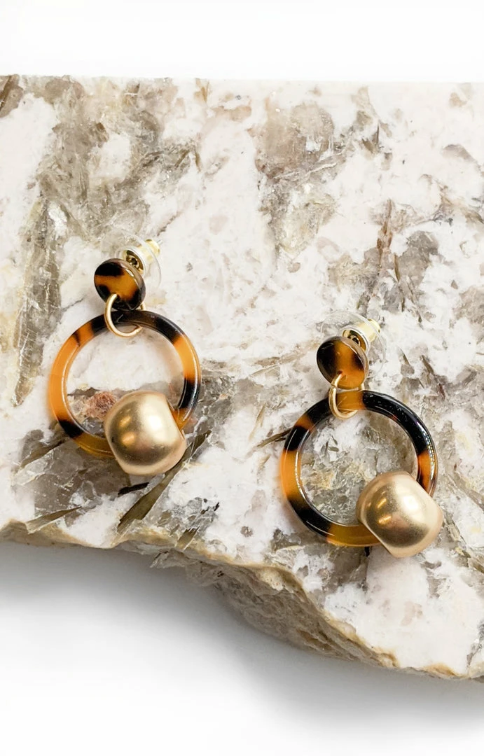 Golden Stella - EP29546-004 - 101521 The Beat Goes On Earrings - Tortoise 1 Golden Stella - EP29546-004 - 101521 The Beat Goes On Earrings - Tortoise