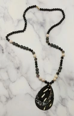 Your Fashion Wholesale - 72676 - 112021 Do You A Favor Pendant Necklace - Black