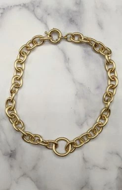 What's Hot - ONH1070WG - 122121 Accessories Running Circle Around You Necklace - Gold