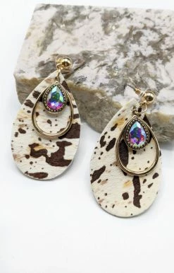 Southern Grace - AE9638CH - 53022 Accessories Space Cowgirl Earrings - Ivory