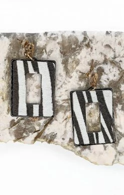 Accent Accessories- ER9662-53 - 62022 Animal Attraction Earrings - Black/White