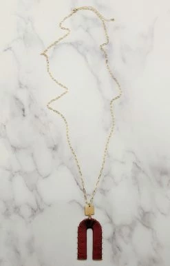 What's Hot - EMN0009WINE - 121221 Life Is Great Necklace - Wine