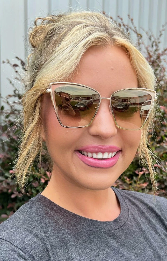 DIFF - BECKY-GD-BG18 - 61922 Accessories DIFF - Becky Brush Gold Flash Brown Gradient Sunglasses 3 DIFF - BECKY-GD-BG18 - 61922 Accessories DIFF - Becky Brush Gold Flash Brown Gradient Sunglasses