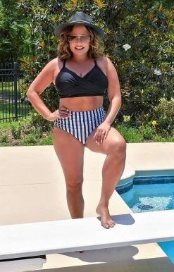 KW Fashion - BHP210068BLK - 6422 Looking At You Hat - Black