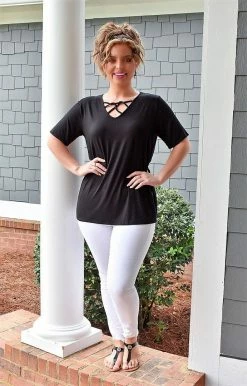 Heimish - BL-ST2231S - 32322 Show You How Top - Black TOPS