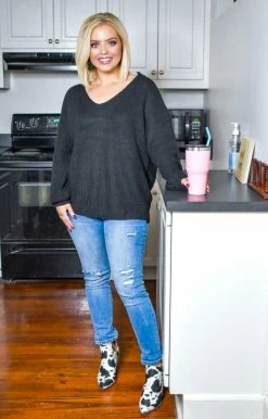 Davi & Dani - PWT91725PER - 122020 Sweaters Dreaming Of Tomorrow Sweater - Black