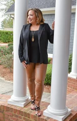 TCEC - CJ6268 - 1522 Willing To Work Blazer - Black