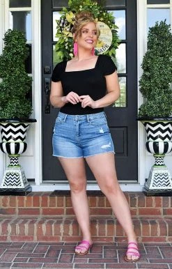 Judy Blue - 150059 - 5422 BOTTOMS JUDY BLUE - High Waist Distressed Denim Shorts