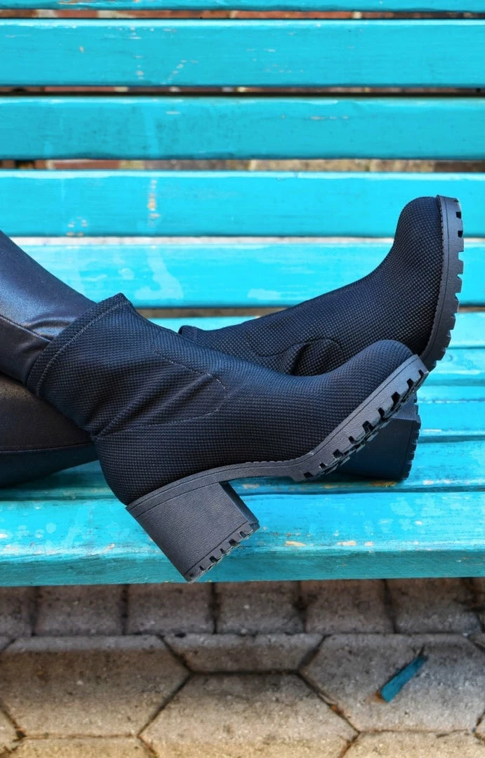 Chinese Laundry - LIZZIE - 2222 CHINESE LAUNDRY - Lizzie Boot - Black 1 Chinese Laundry - LIZZIE - 2222 CHINESE LAUNDRY - Lizzie Boot - Black