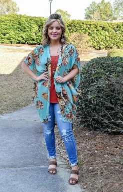 Umgee - A4247 - 3122 Delicate Dreams Floral Kimono - Mint