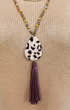 Southern Grace - AN9492 - 12721 Dot Your I's Cheetah Necklace