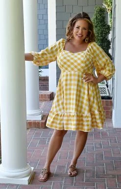 Davi & Dani - JD17066PER - 51922 DRESSES All The Buzz Gingham Dress - Honey