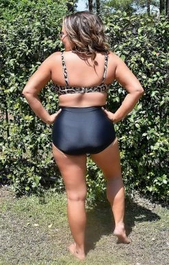 Unique Vintage - CZ155 - 33022 Off To Cabo Leopard Bikini Top