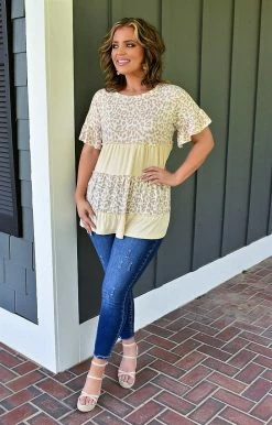 Heimish - BL-ST2181-10 - 41722 Show Your Heart Colorblock Top