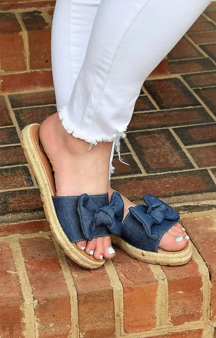 Impexsa Corp - VIV-4 - 42022 End Of The Road Slide - Denim 1 Impexsa Corp - VIV-4 - 42022 End Of The Road Slide - Denim