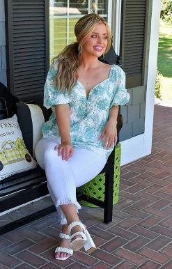 Hailey & Co - IT20047A - 7322 TOPS I'm All Yours Floral Eyelet Top - Mint