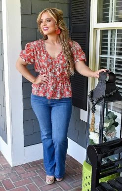 JNNA - JT10766PER - 51822 TOPS A New Dawn Floral Top - Red