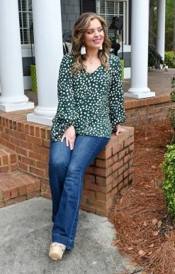 143 Story - TM6427-PP - 2822 Like Me Better Print Top - Hunter Green TOPS