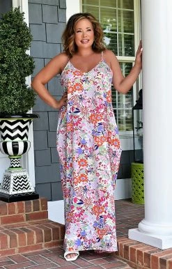 Heimish - ED6700-12 - 61522 DRESSES Back To Life Floral Maxi Dress - White/Multi