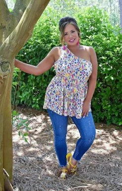 BE Stage - T11166 - 5822 Getting Ahead Print Top - Multi