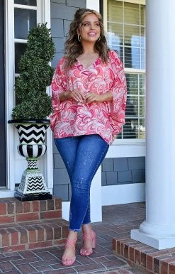 Andree - T10012-1 - 32322 TOPS Figure You Out Oversized Print Top - Pink