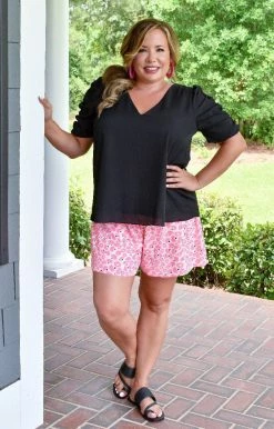 TCEC - CP9418 - 7521 BOTTOMS Pick Of The Season Floral Shorts - Pink 6 TCEC - CP9418 - 7521 BOTTOMS Pick Of The Season Floral Shorts - Pink