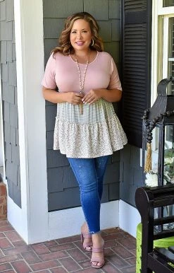 Heimish - ET6623-11 - 42522 Time To Escape Colorblock Top