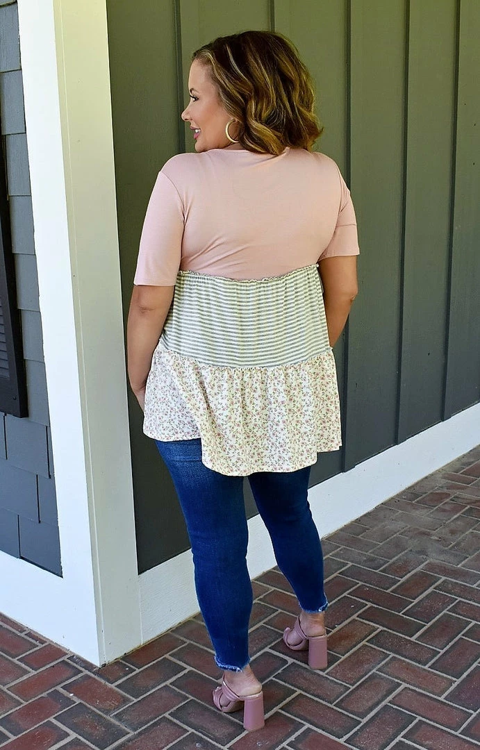 Heimish - ET6623-11 - 42522 Time To Escape Colorblock Top 3 Heimish - ET6623-11 - 42522 Time To Escape Colorblock Top