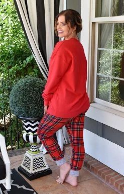 Glittering South - 101821 Graphic Tees Girls Night In Graphic Pullover - Red