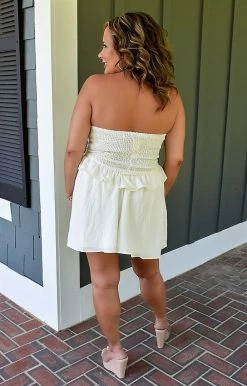Do+Be - Y19973 - 62922 BOTTOMS Secret Crushes Romper - White 6 Do+Be - Y19973 - 62922 BOTTOMS Secret Crushes Romper - White