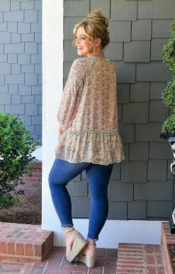 Davi & Dani - DT14232PER - 51522 TOPS Right Above It Floral Colorblock Top 6 Davi & Dani - DT14232PER - 51522 TOPS Right Above It Floral Colorblock Top