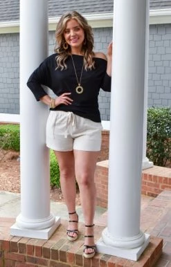 Staccato - 42451B-PP - 3922 Free To Choose Linen Shorts - Natural BOTTOMS