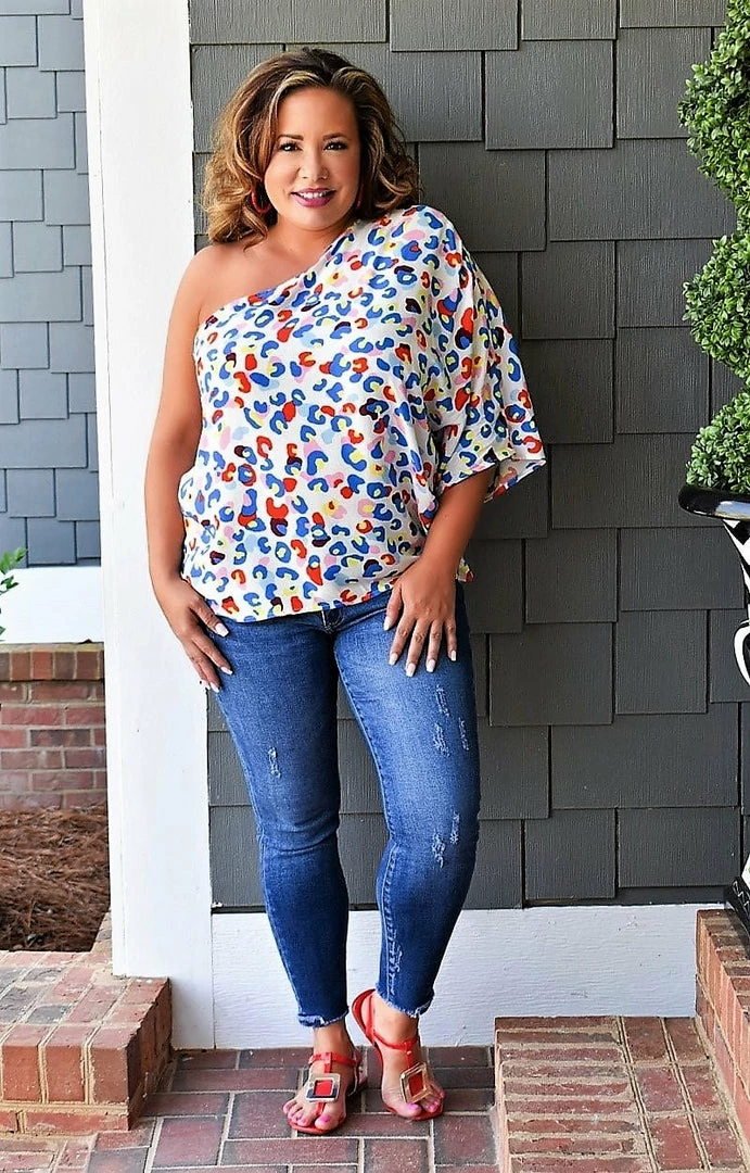 Andree - T10110-1 - 33022 TOPS Chic Lifestyle Leopard Top - Multi 2 Andree - T10110-1 - 33022 TOPS Chic Lifestyle Leopard Top - Multi