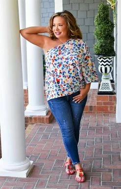 Andree - T10110-1 - 33022 TOPS Chic Lifestyle Leopard Top - Multi