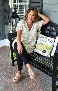 Heimish - ET6220-16 - 62922 Full Of Spice Leopard Top TOPS