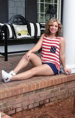 Heimish - BL-ST6001-10 - 52922 TOPS Land Of Liberty Print Top