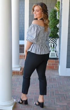 White Birch - T3686A1XL - 21422 TOPS Innocent Soul Print Top - Black/White