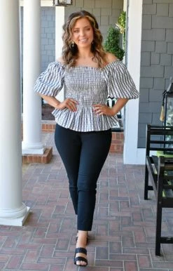 White Birch - T3686A1XL - 21422 TOPS Innocent Soul Print Top - Black/White