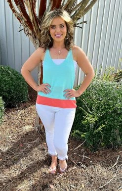 Gee Gee - SW1204A - 71322 Holding Hands Colorblock Top - Aqua