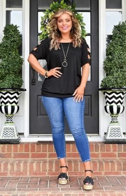 Heimish - BL-ST1687S - 32722 A Cut Above The Rest Top - Black