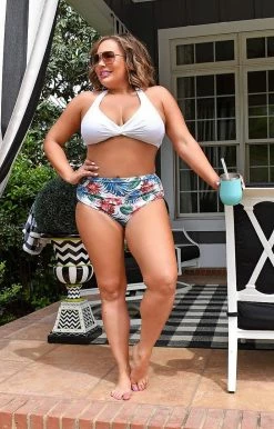 Queen - 33022 Hawaiian Dreams Two Piece Swimsuit - White SWIMWEAR 6 Queen - 33022 Hawaiian Dreams Two Piece Swimsuit - White SWIMWEAR