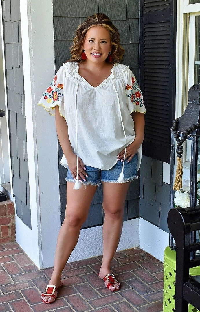 JNNA - JT14255PER - 51822 Over The Horizon Embroidered Top - White TOPS 2 JNNA - JT14255PER - 51822 Over The Horizon Embroidered Top - White TOPS