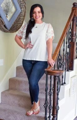 Kancan Jeans - KC7118D - 71321 BOTTOMS Fresh Perspective Distressed Skinny Jeans