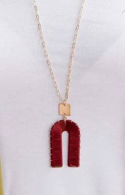 What's Hot - EMN0009WINE - 121221 Life Is Great Necklace - Wine