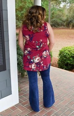 Heimish - BL-ST1748-10 - 2822 Waste No Time Floral Top - Wine TOPS 6 Heimish - BL-ST1748-10 - 2822 Waste No Time Floral Top - Wine TOPS